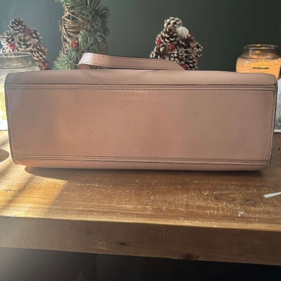 MICHAEL KORS Sally Saffiano Leather and Logo Tote Bag Authentic Purse - Picture 6 of 6